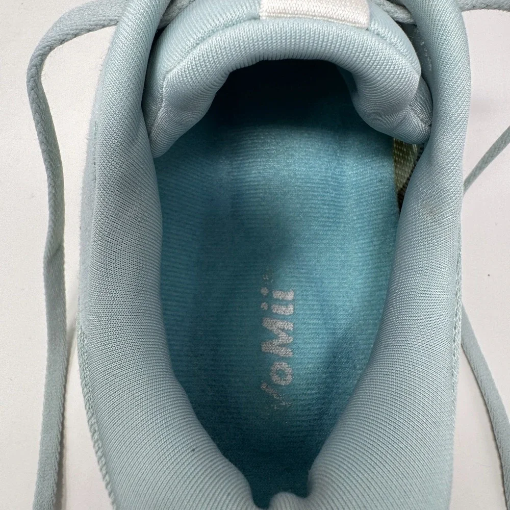 Brooks Adrenaline GTS 24 Running Shoes Cloud Blue Women's Size 8 Medium (B)